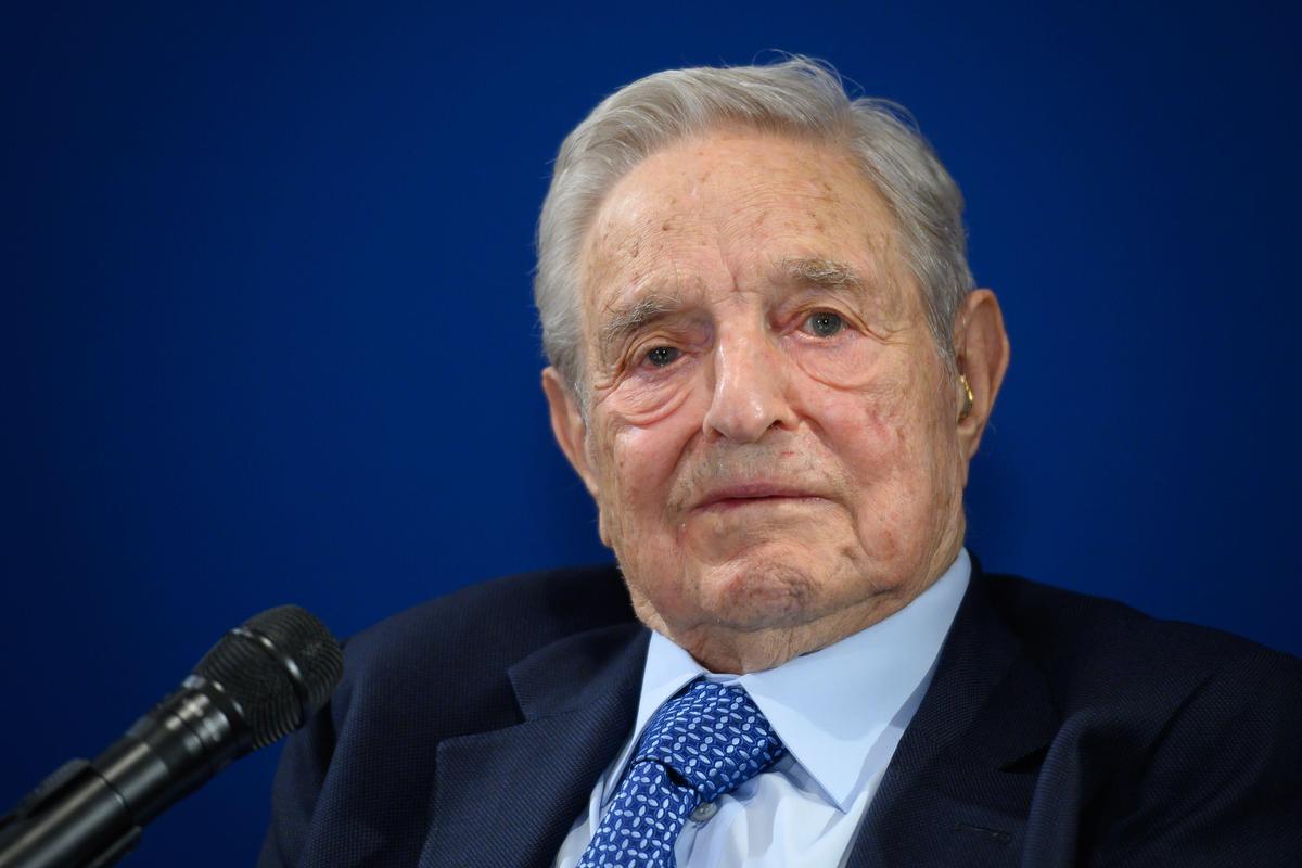 «Donald Trump exige la poursuite judiciaire de George Soros et son fils pour financement de troubles sociaux en Amérique»