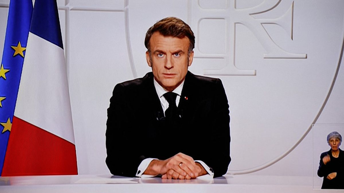 Macron face à la défaite : le PS ouvre une nouvelle ère de désastre pour la France