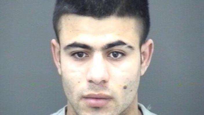 Un migrant afghan meurtrier en Grande-Bretagne : un homme poignardé lors d’une intervention héroïque